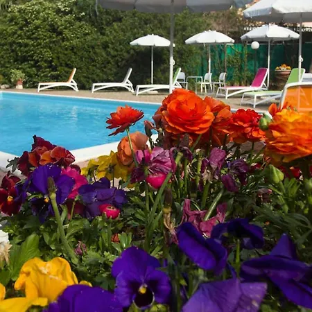 In With Garden Διαμέρισμα *
