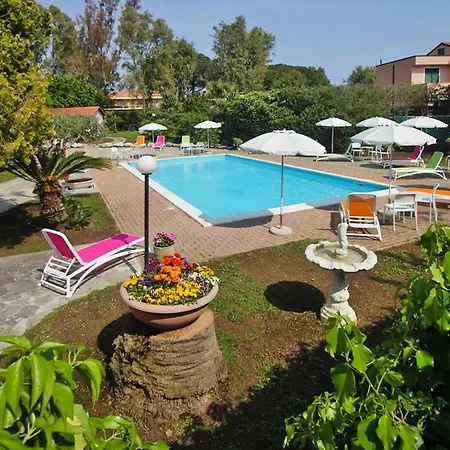 Διαμέρισμα In With Garden Loano